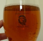 Is that dark for a pils?  Che thinks so.  